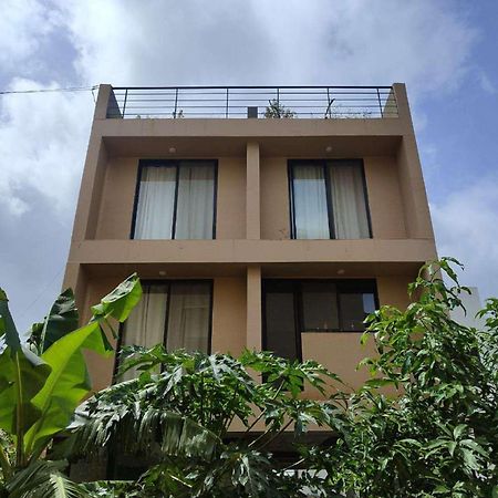 Rising Dust Villa Лонавла Екстер'єр фото